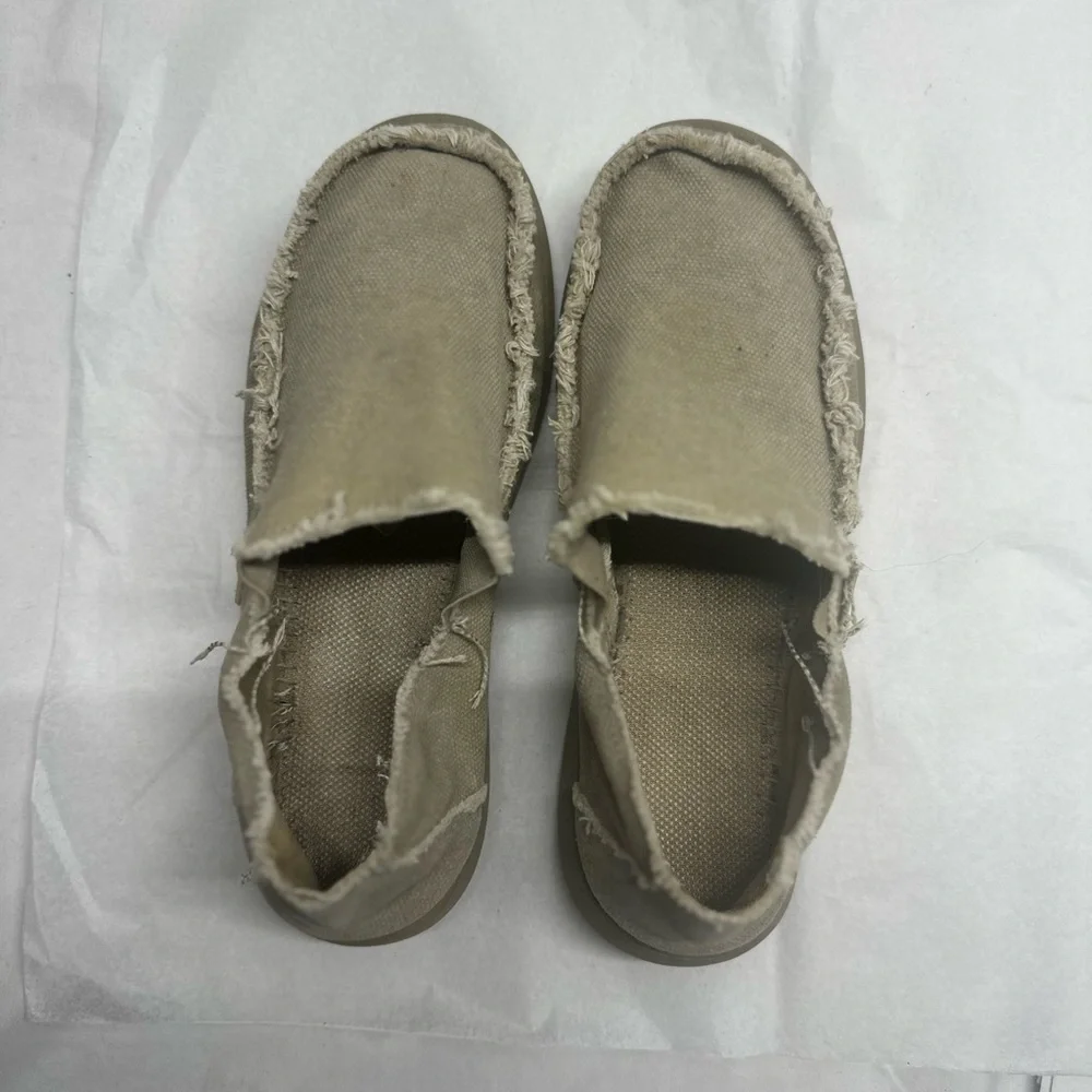 Crocs Men's Sz:7 Santa Cruz Casual Slip-On Shoes Khaki Tan frayed Canvas Loafer.